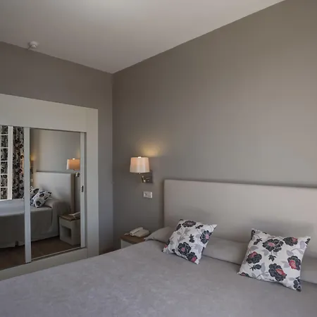 Senator Hotel Maó (Mahón)