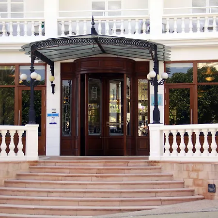 Senator Hotel 4*